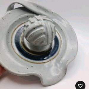 Ceramic Citrus Juicer - White and Blue